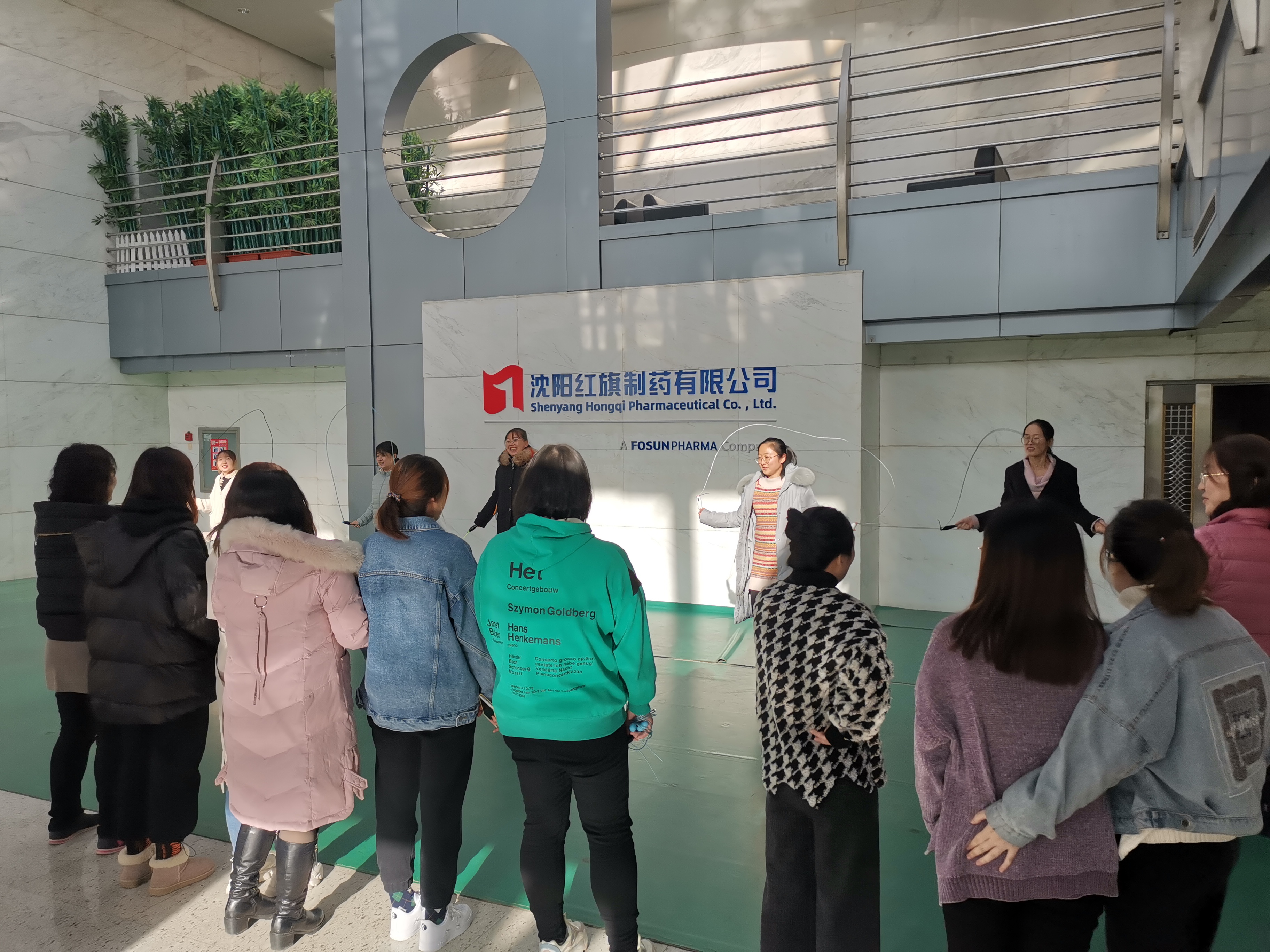 跳绳_永利集团