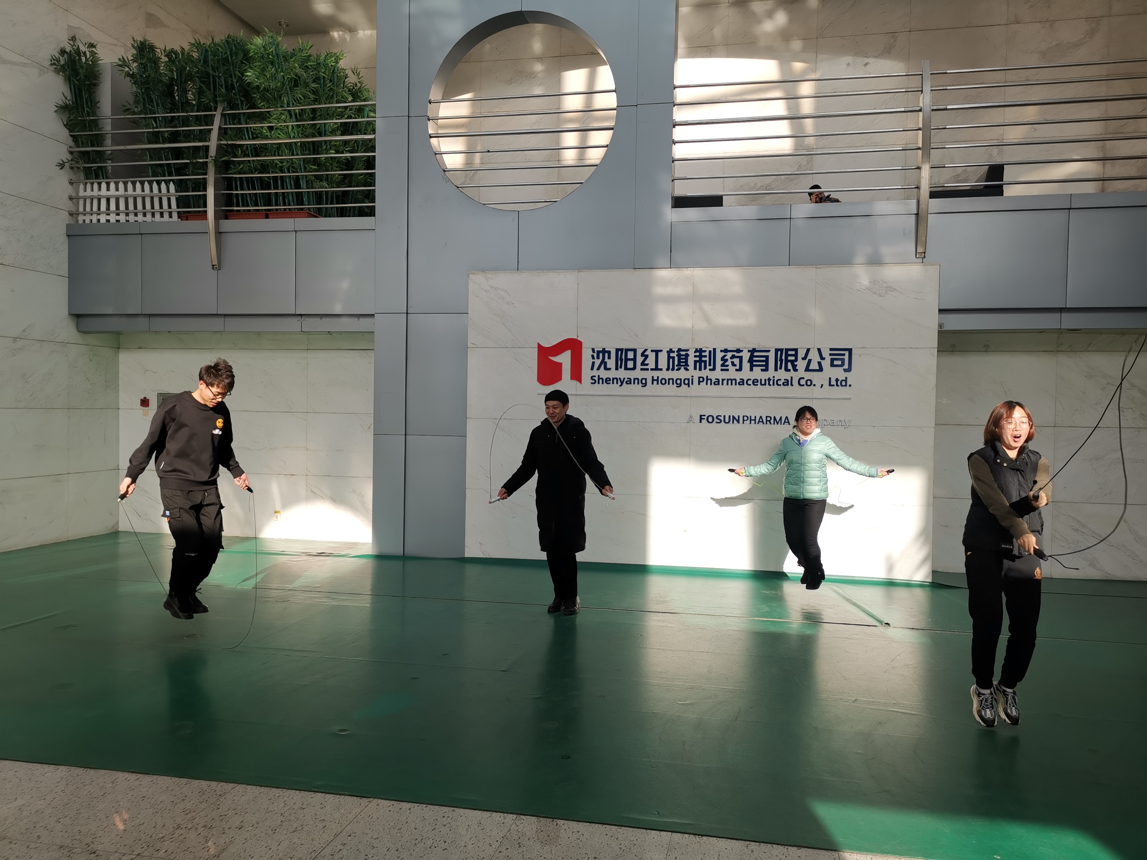 跳绳_永利集团