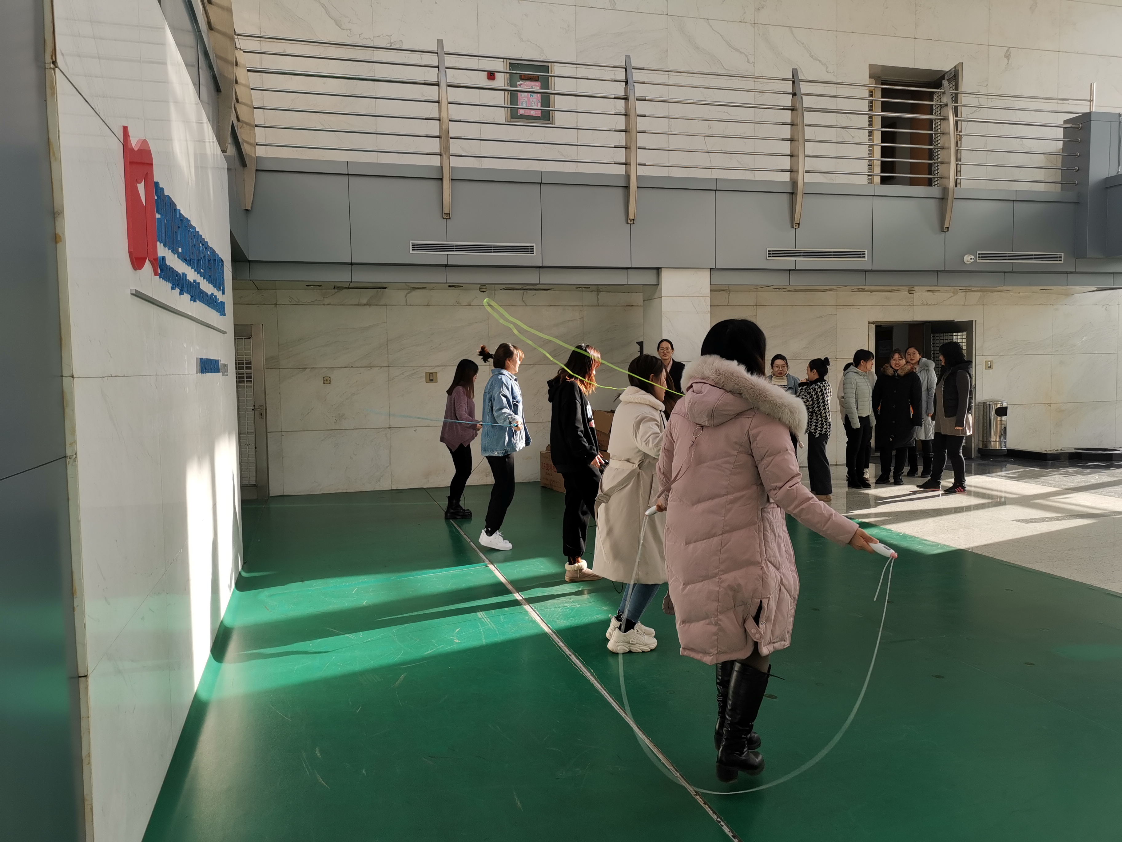 跳绳_永利集团